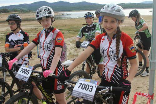 031414mtnbikegirls