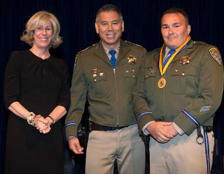 042315medalofvalorgarcia