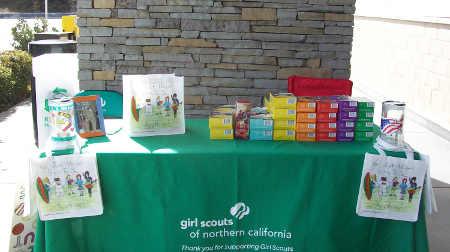 girlscoutcookietable