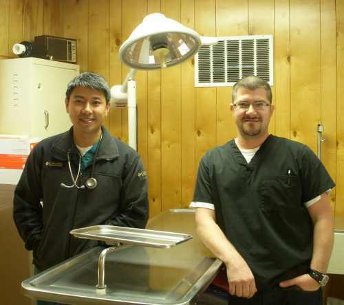 031612shelterclinicstaff