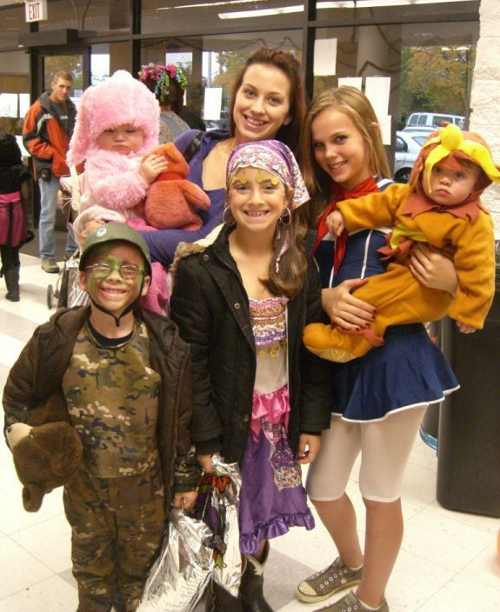 103112clearlakehalloweenkids