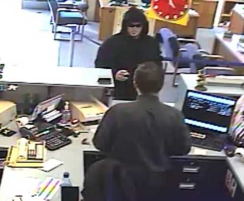 022713mtownrobbery3
