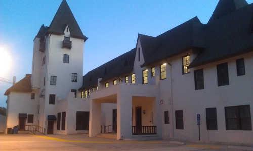 080114castleatnight