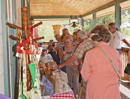 2013elyporchshopping