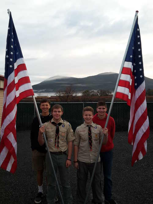 120715kvillescoutspearlflags