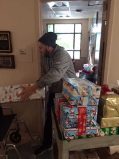 dec2015suttergifts
