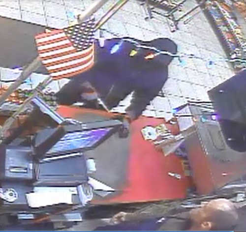 112816mtownrobbery5
