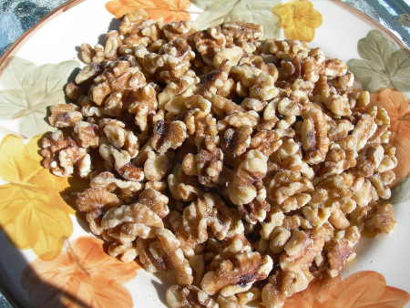 scavonewalnutsplate