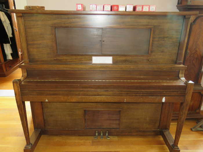 Lake County Time Capsule: Music 101 and the player piano